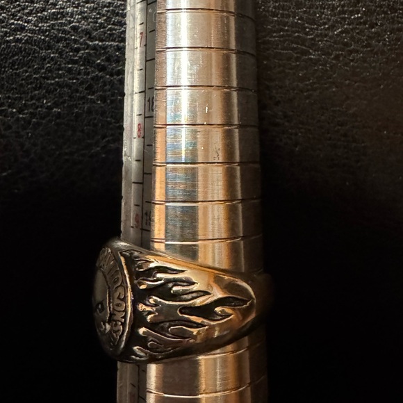 Harley Davidson Sterling Silver 925 Skull flame Ring. Size 10 / 13.5 grams - Picture 7 of 8